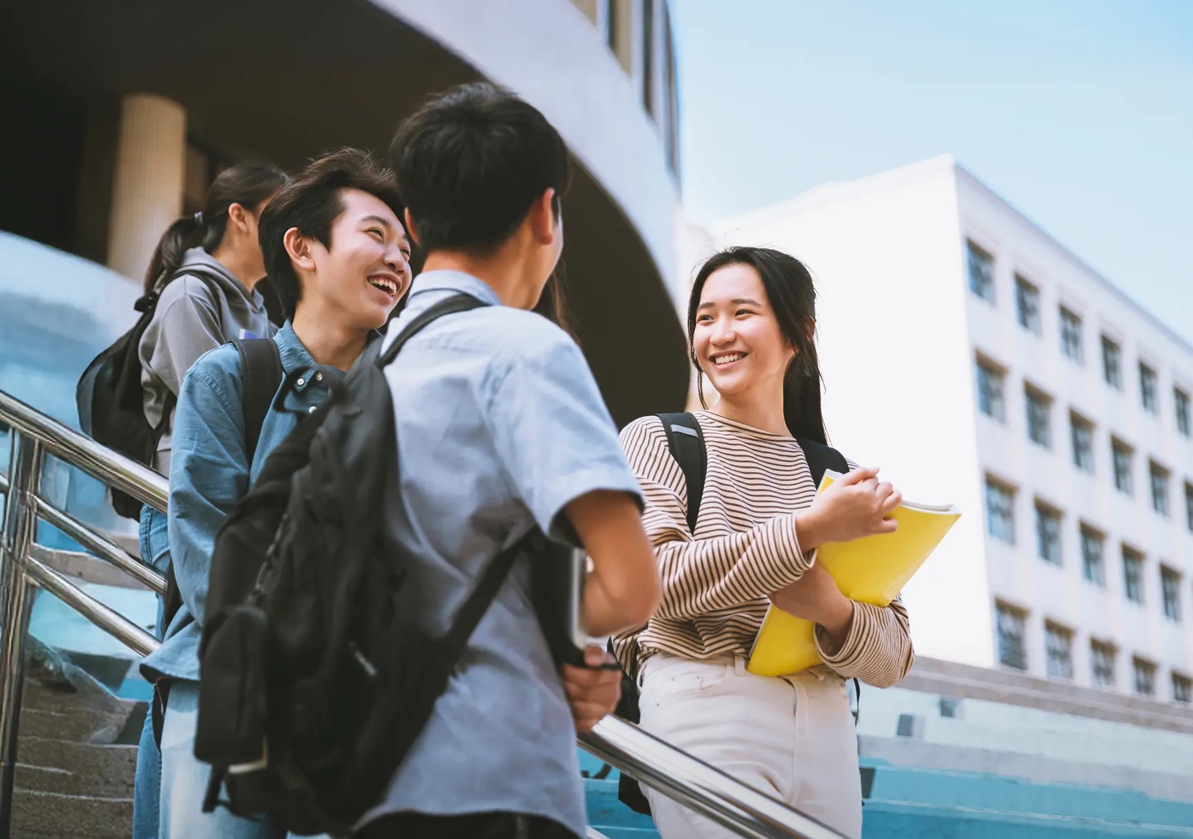 来日前後の情報